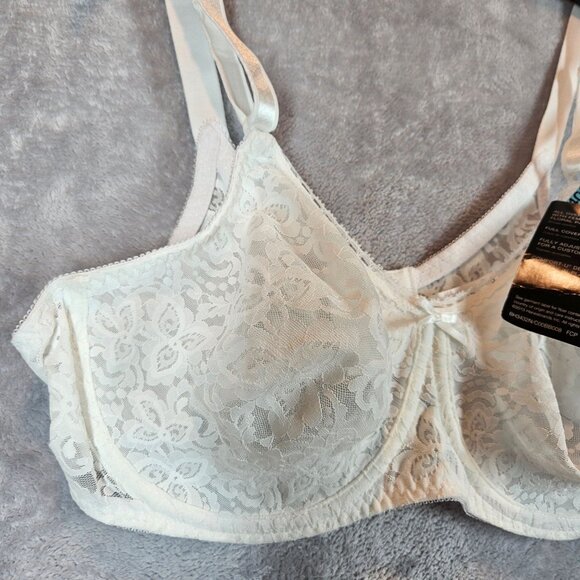 NWT Bali Womens Bra 40C Underwire Lace Full-Coverage White Natural Shaping - Picture 7 of 10
